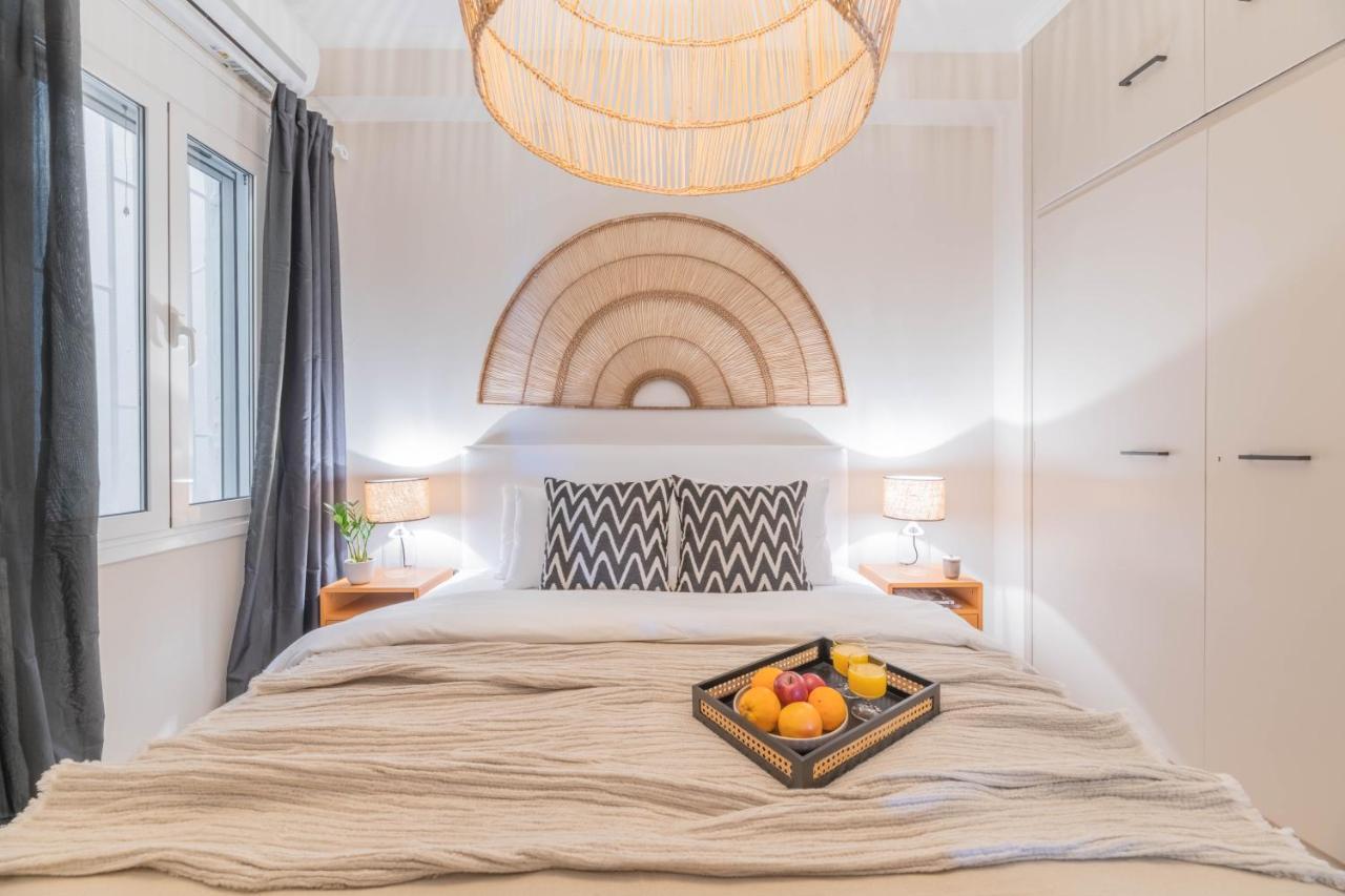 Minimal Retreat W/ Watercoloured Sunset View Apartment Piraeus Bagian luar foto